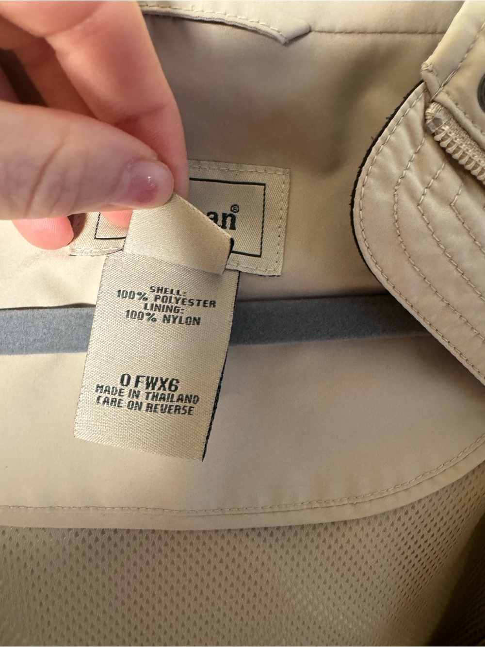 LL BEAN Neutral Tan Heavyweight Rain Coat Zip Up with Removable Hood - Picture 7 of 8